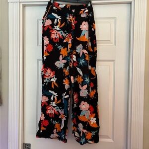 Pants with pockets